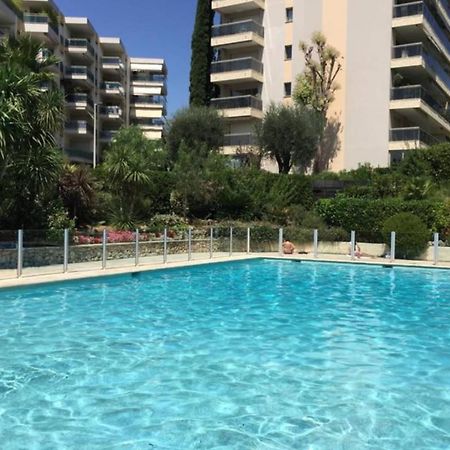 Terrace Sea View Swimming Pool Car Park Cannes Center Live In Cannes Apartment Exterior photo