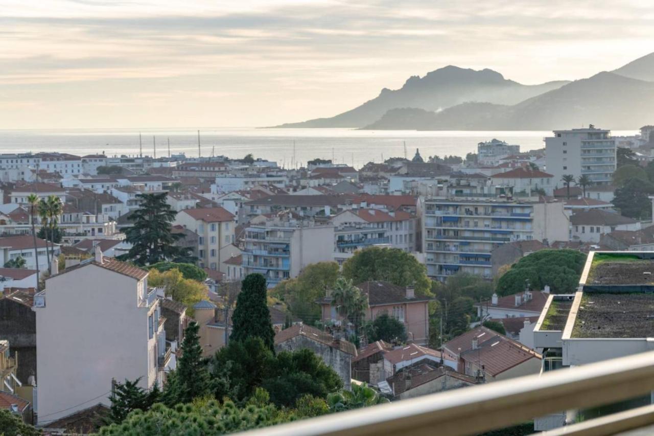 Terrace Sea View Swimming Pool Car Park Cannes Center Live In Cannes Apartment Exterior photo